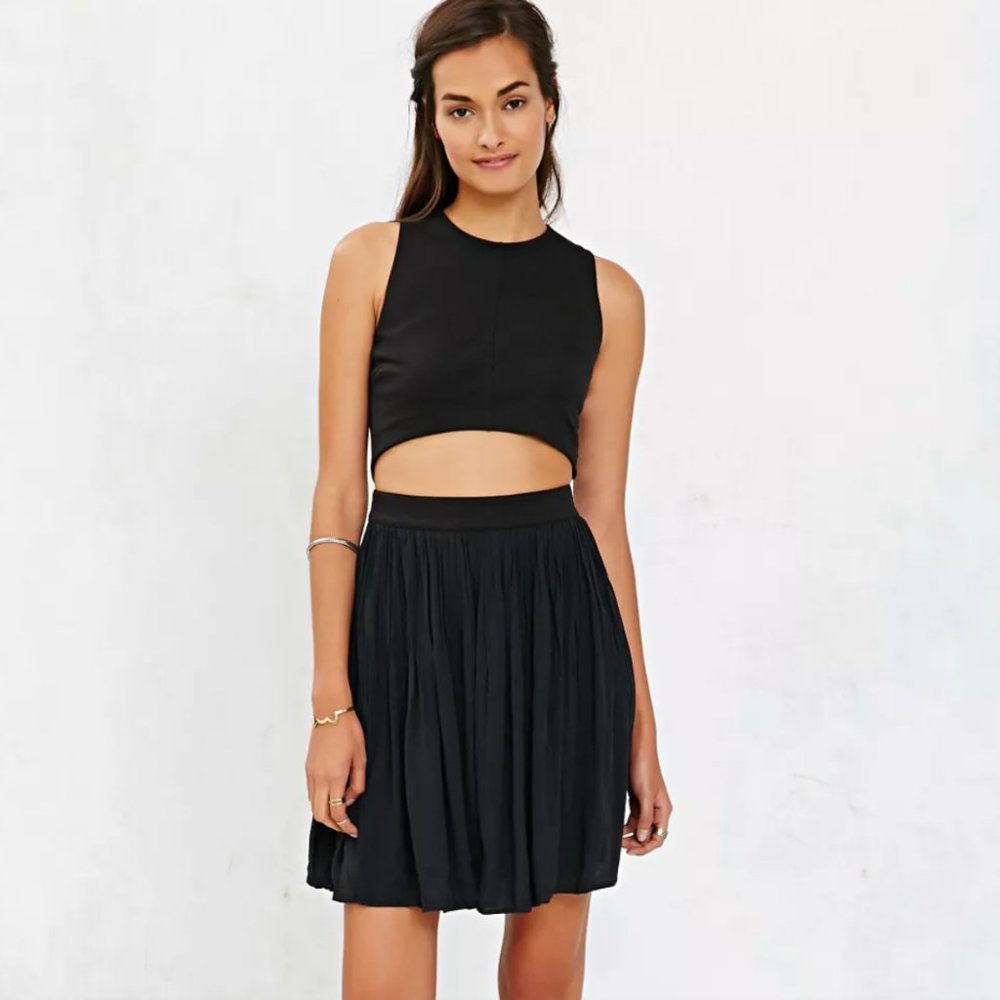 Alice & UO Anna Cropped + Pleated Dress